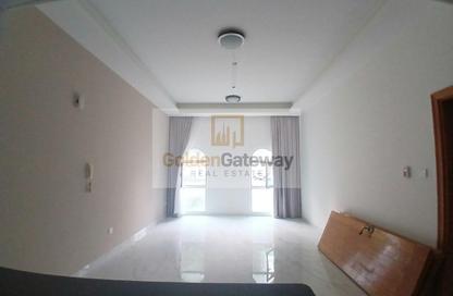 شقة - غرفة نوم - 2 حمامات للبيع في مبنى 158 - طراز حديث - ديسكفري جاردنز - دبي