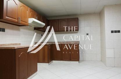 Villa - 4 Bedrooms - 5 Bathrooms for rent in Seashore - Rabdan - Abu Dhabi