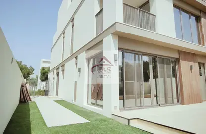 Townhouse - 5 Bedrooms - 6 Bathrooms for rent in Aura Gardens - Tilal Al Ghaf - Dubai