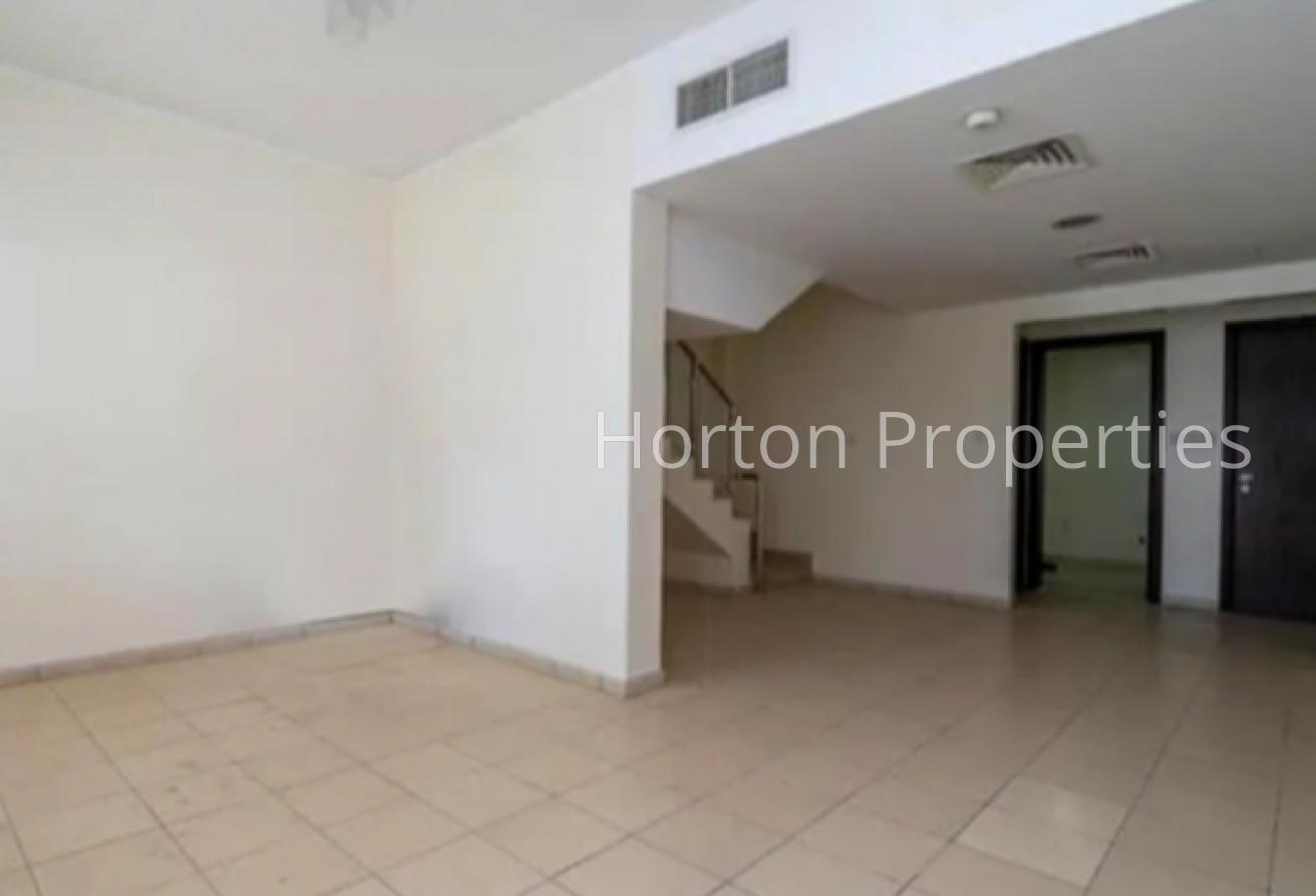 4BR VILLA I UNFURNISHED I VACANT photo 6
