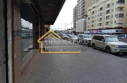 Shop - Studio for rent in Rolla Square - Rolla Area - Sharjah