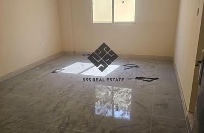 Labor Camp - Studio - 1 Bathroom for rent in Umm Al Thuoob - Umm Al Quwain