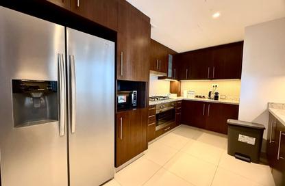 Apartment - 3 Bedrooms - 3 Bathrooms for rent in Boulevard Point - Downtown Dubai - Dubai