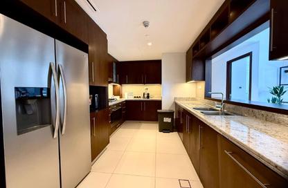 Apartment - 3 Bedrooms - 3 Bathrooms for rent in Boulevard Point - Downtown Dubai - Dubai