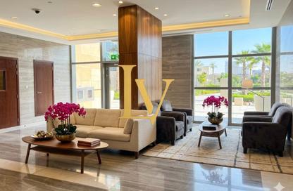 Apartment - Studio - 1 Bathroom for rent in Dubai Wharf Tower 2 - Dubai Wharf - Al Jaddaf - Dubai
