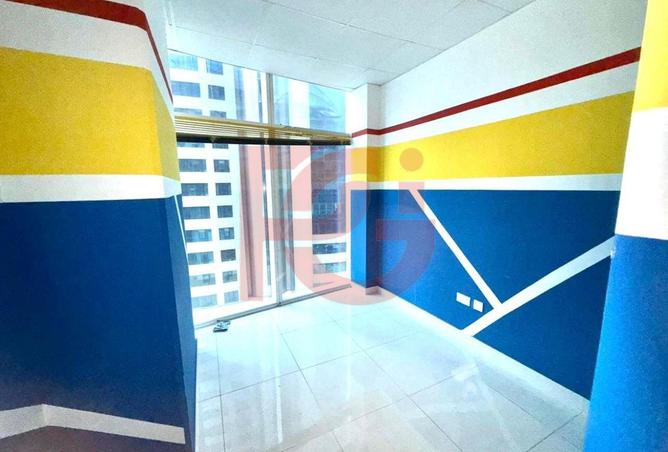 77798767 - Property Image 3