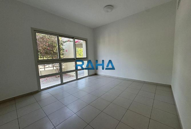 121987244 - Property Image 3