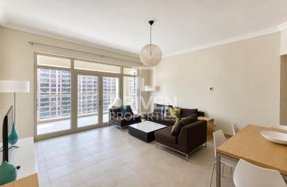Apartment - 2 Bedrooms - 3 Bathrooms for rent in Al Das - Shoreline Apartments - Palm Jumeirah - Dubai