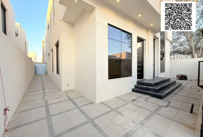101298802 - Property Image 2