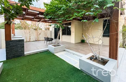 Townhouse - 4 Bedrooms - 5 Bathrooms for sale in Hayat Townhouses 1 - Hayat Townhouses - Town Square - Dubai