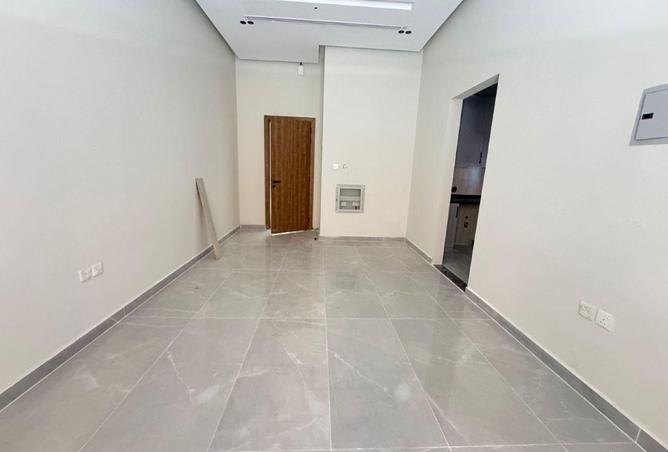 70301992 - Property Image 2