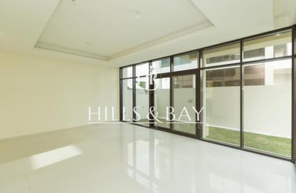 Townhouse - 3 - 5 for rent in Topanga - The Park Villas - Damac Hills - Dubai