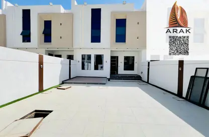 فيلا - 5 غرف نوم - 7 حمامات للايجار في أبراج الياسمين - جاردن سيتي - عجمان