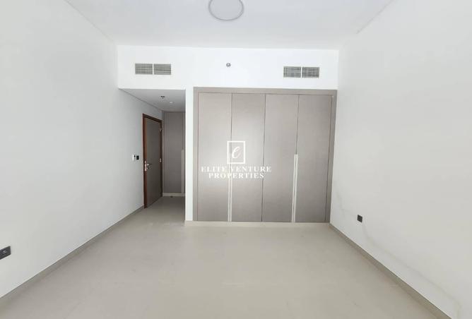 105954180 - Property Image 2