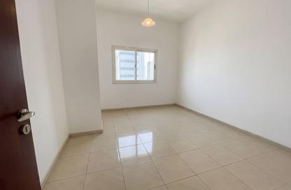 Apartment - 2 - 2 for rent in Qasimia 10 building - Al Mahatta - Al Qasimia - Sharjah