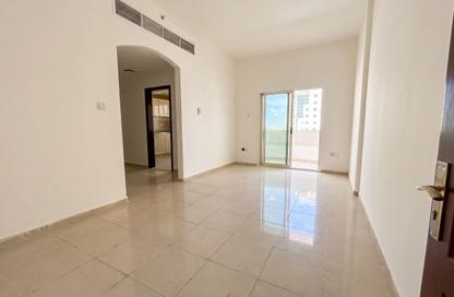 Apartment - 2 - 2 for rent in Qasimia 10 building - Al Mahatta - Al Qasimia - Sharjah