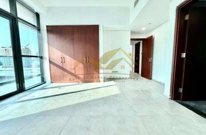 Apartment - 1 Bedroom - 2 Bathrooms for rent in Jumeirah Garden City - Al Satwa - Dubai
