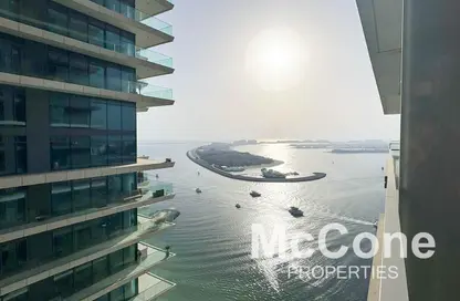 شقة - 2 غرف نوم - 2 حمامات للبيع في برج Beach Isle 1 - بيتش آيل - إعمار بيتشفرونت - دبي هاربور - دبي