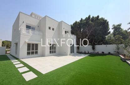 Villa - 5 - 4 for rent in Meadows 6 - Meadows - Dubai
