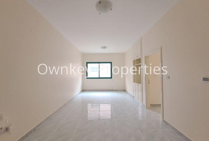 74236737 - Property Image 3
