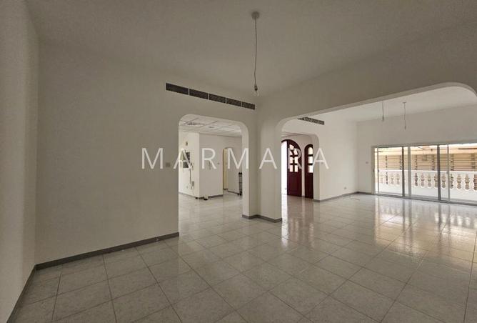 105993766 - Property Image 2