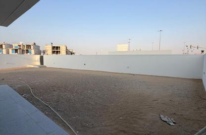 Villa - 4 - 5 for sale in Opal Gardens - District 11 - Mohammed Bin Rashid City - Dubai