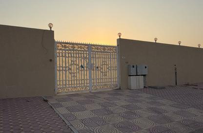 Villa - 4 - 3 for rent in Al Dhait South - Al Dhait - Ras Al Khaimah