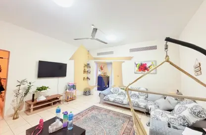 Apartment - 2 Bedrooms - 2 Bathrooms for sale in Building S05 - Spain Cluster - International City - Dubai