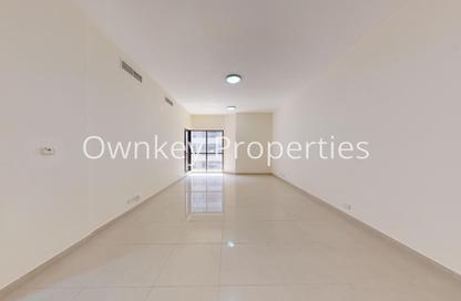 Apartment - 2 Bedrooms - 2 Bathrooms for rent in Golden Sands 9 - Al Mankhool - Bur Dubai - Dubai Apartment - 2 Bedrooms - 2 Bathrooms for rent in Golden Sands 9 - Al Mankhool - Bur Dubai - Dubai
