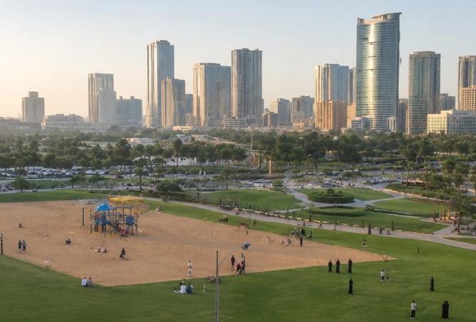 شقة غرفتين نوم بمساحة 1200 قدم مربع في الإمارات