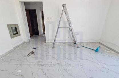 Apartment - 1 - 2 for rent in Fire Station Road - Muwaileh - Sharjah