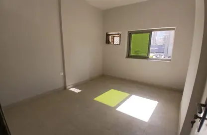 شقة - 2 غرف نوم - 1 حمام للايجار في شارع التعاون الجديد - التعاون - الشارقة