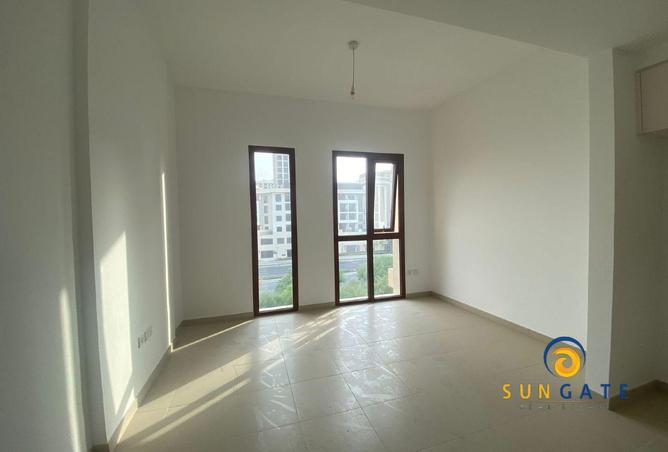 94006193 - Property Image 3