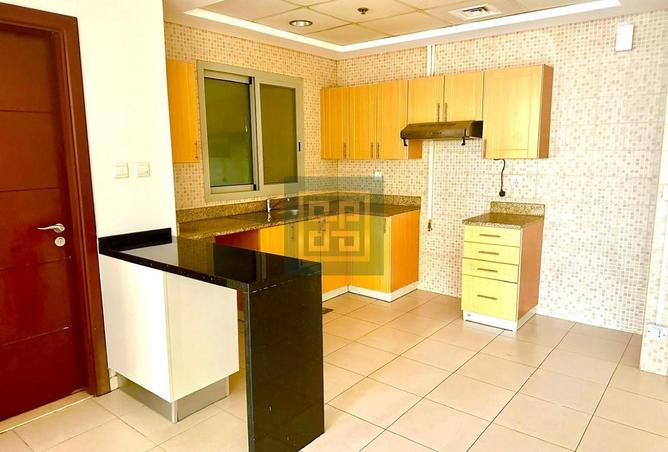 77372590 - Property Image 2