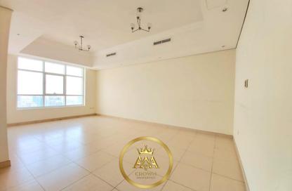Apartment - 3 Bedrooms - 4 Bathrooms for rent in Al Khan Corniche - Al Khan - Sharjah
