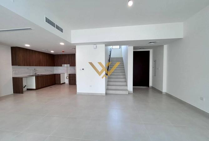 3-bed townhouse in Maha Townhouses — photo 3