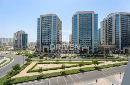 شقة - غرفة نوم - 1 حمام للايجار في بيفرلي بوليفارد - ارجان - دبي
