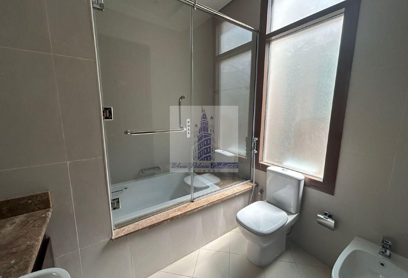 Five + maids Best price Upgraded Millennium photo 8