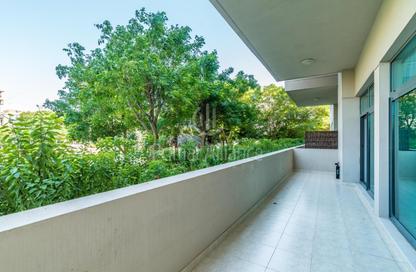Apartment - 1 Bedroom - 2 Bathrooms for sale in The Links Canal Apartments - The Links - The Views - Dubai