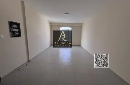 Apartment - 1 Bedroom - 2 Bathrooms for rent in Corniche Tower - Ajman Corniche Road - Ajman