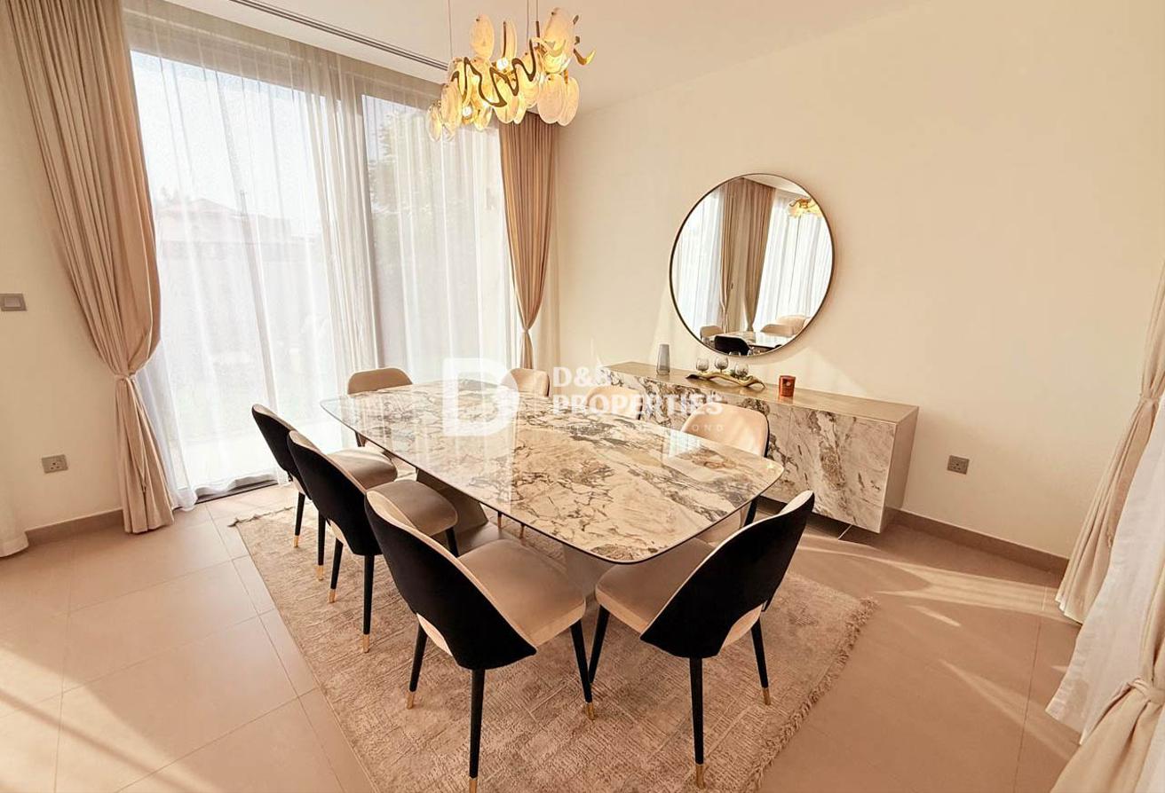 Spacious Villa | 4BR + Maid | Single Row | Vacant photo 4