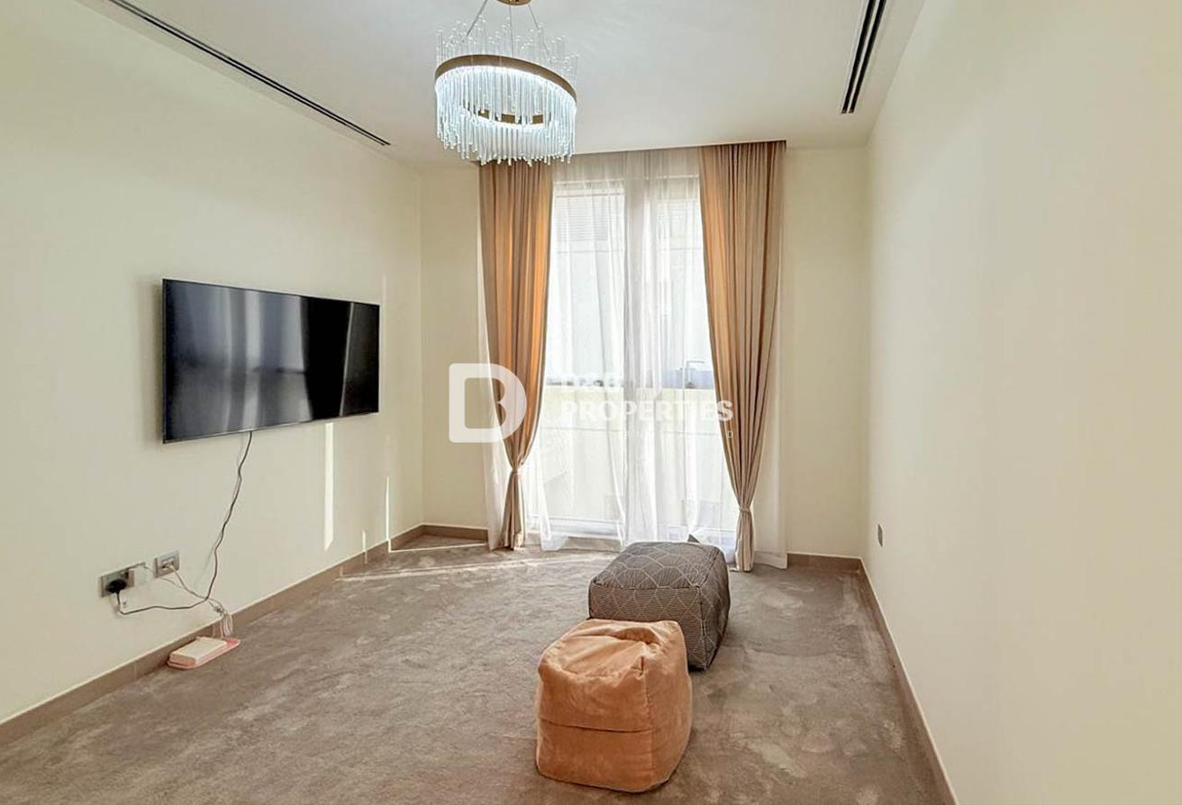 Spacious Villa | 4BR + Maid | Single Row | Vacant photo 25