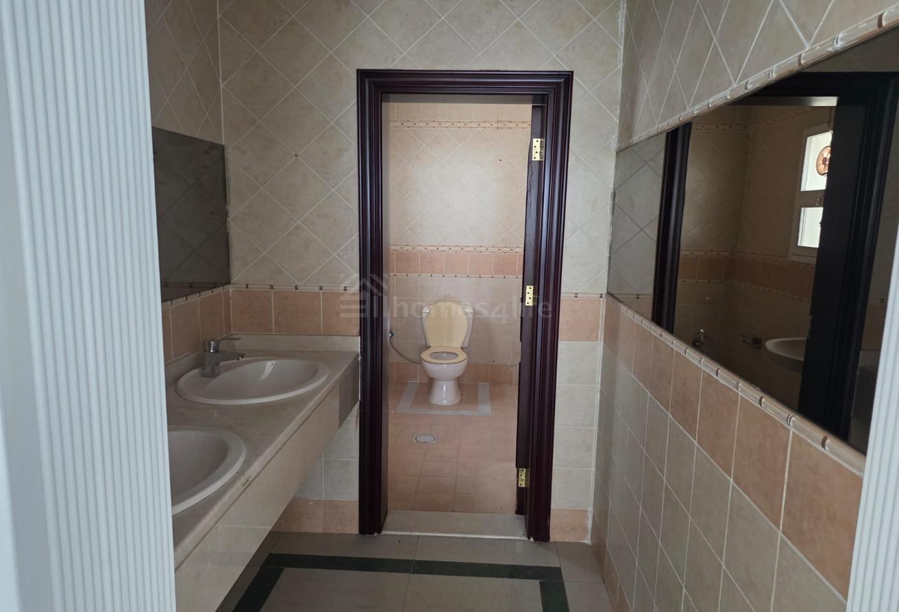 EXCEPTIONAL 8BR +MAID'S VILLA | VACANT NOW photo 19