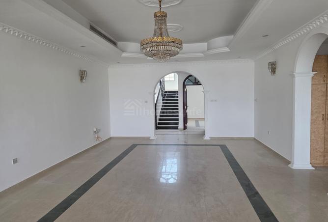 128377836 - Property Image 2