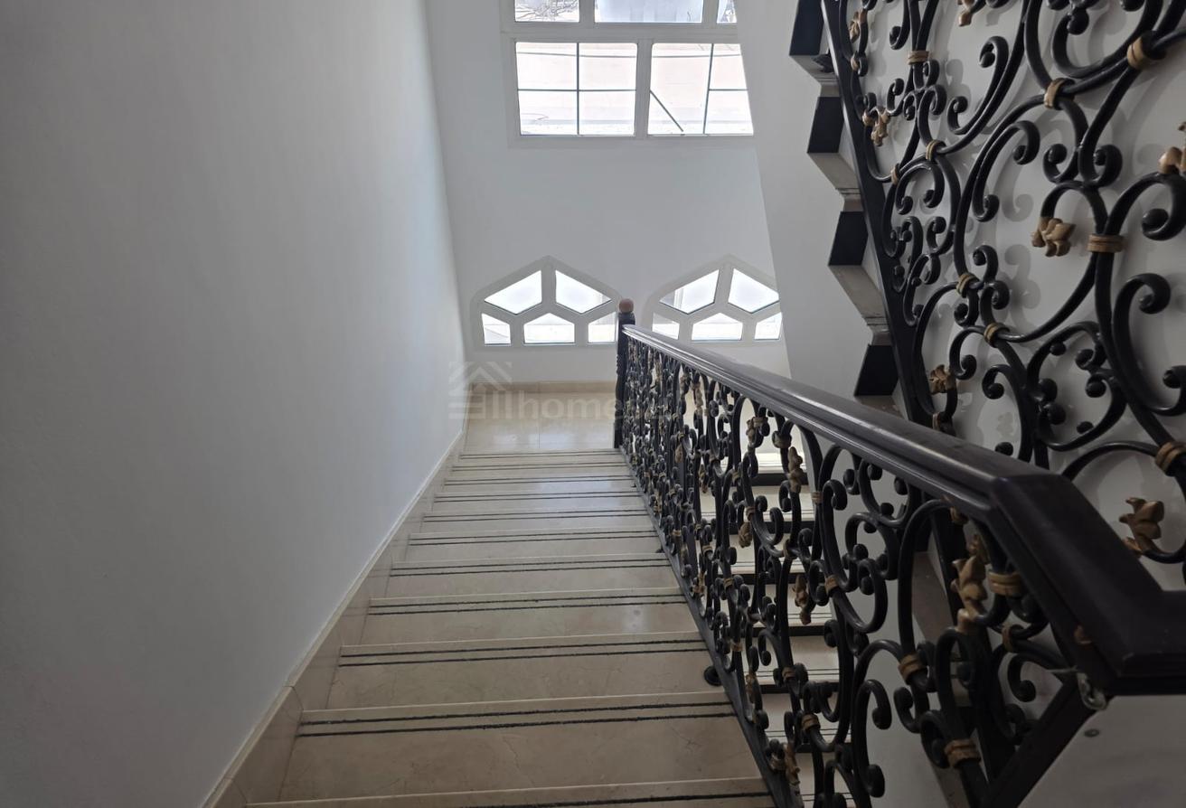 EXCEPTIONAL 8BR +MAID'S VILLA | VACANT NOW photo 14