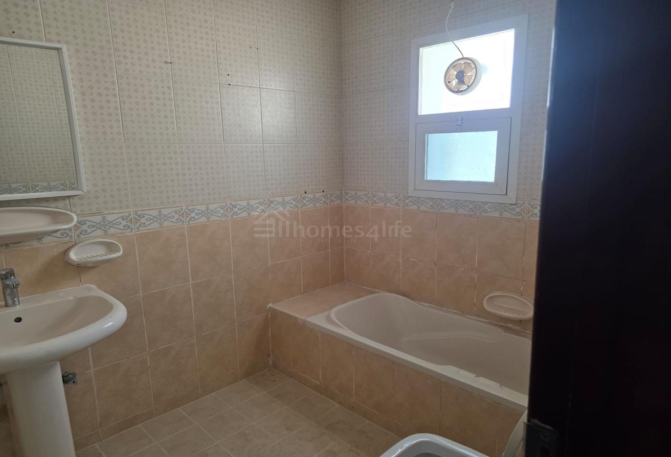 EXCEPTIONAL 8BR +MAID'S VILLA | VACANT NOW photo 21