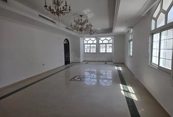 128377836 - Property Image 3