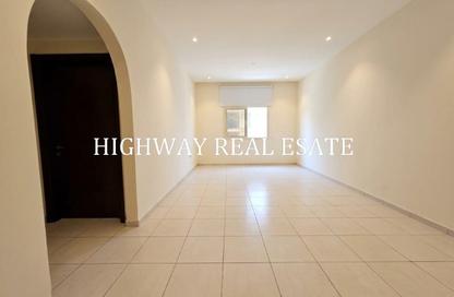 Apartment - 1 - 2 for rent in Muwaileh 3 Building - Muwaileh - Sharjah