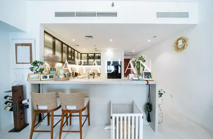 شقة - غرفة نوم - 2 حمامات للبيع في الميل الذهبي 6 - الميل الذهبي - نخلة جميرا - دبي