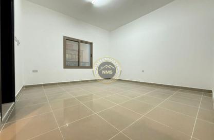 Apartment - Studio - 1 Bathroom for rent in Hadbat Al Zafranah - Muroor Area - Abu Dhabi Apartment - Studio - 1 Bathroom for rent in Hadbat Al Zafranah - Muroor Area - Abu Dhabi